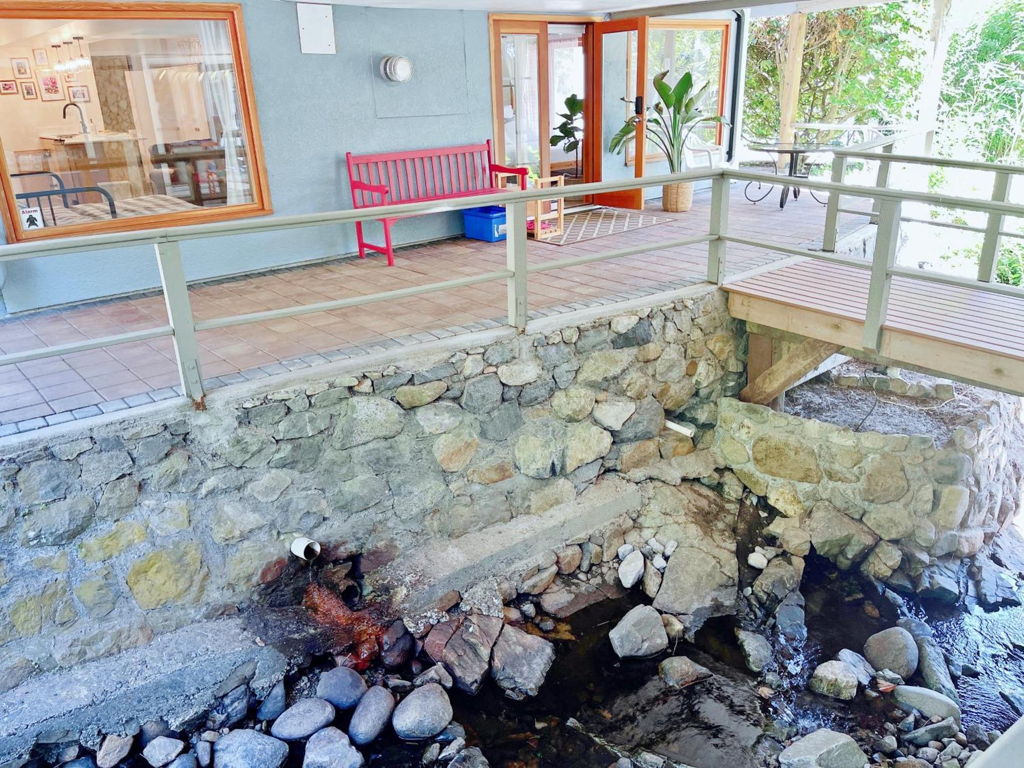 Вілла 66 Creek Garden House Західний Ванкувер Екстер'єр фото